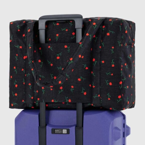 BAGGU Handbags - NWT Baggu Cloud Regular Carry-on - Painted Wildflower